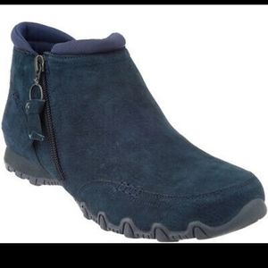 Skechers relaxed fit suede ankle boots